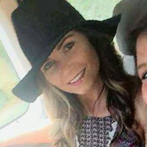 Meet your Posher, Whitney